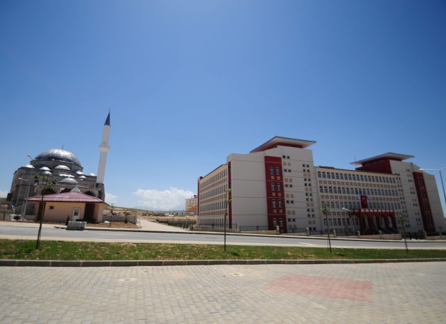 TOKİ 24 Derslikli Okul İnşaatı - Edremit/VAN